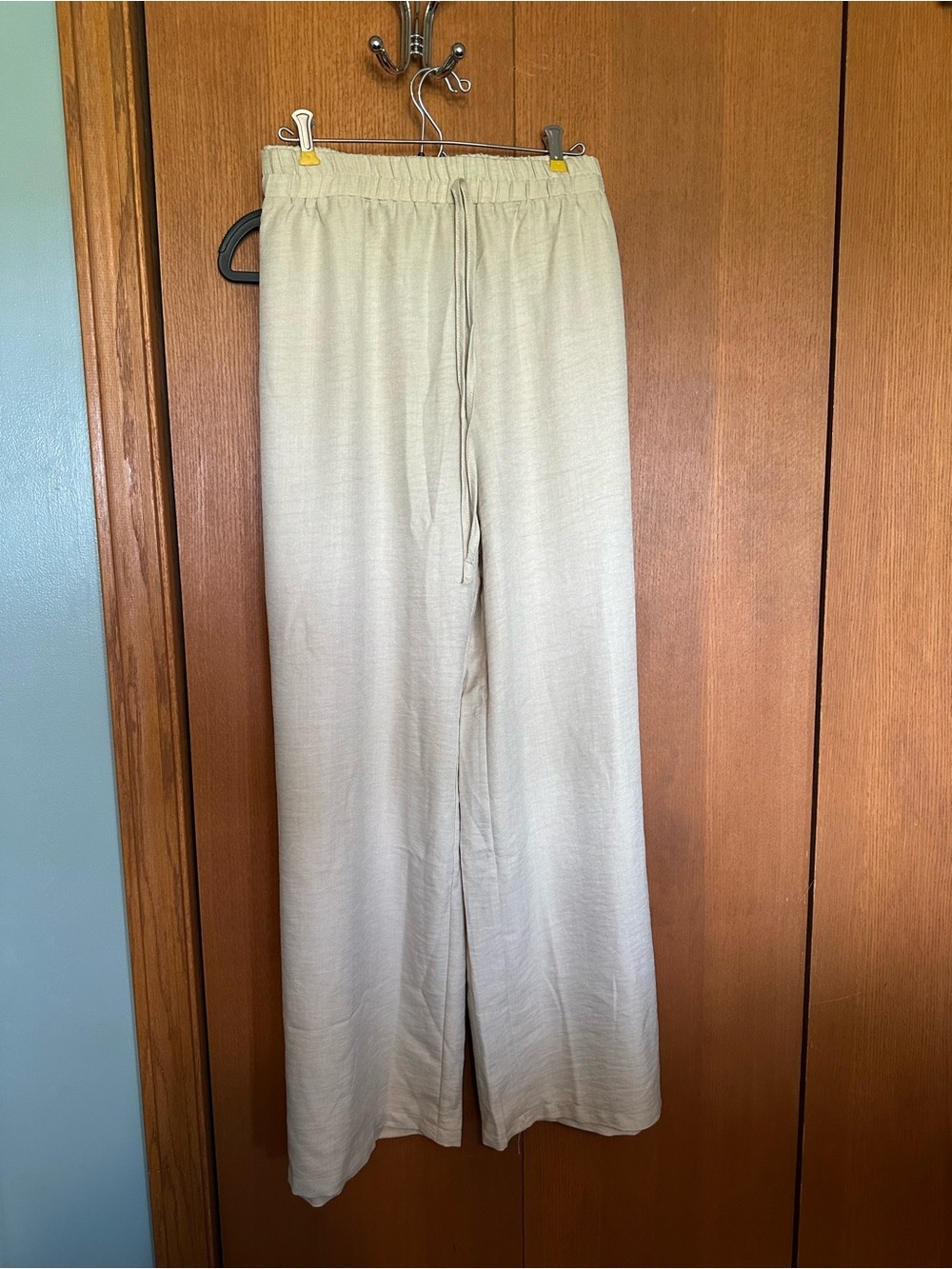 Men's Casual Drawstring Linen-Blend Pants in Light Beige